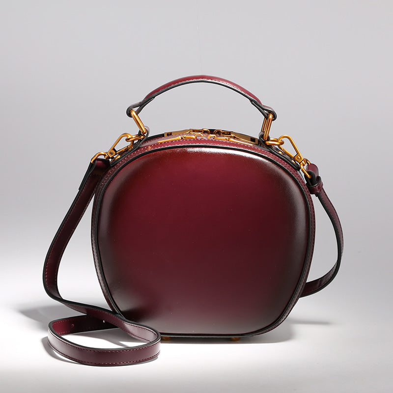 Red Apple Shaped Bag With Chain | Bags, Red apple, Shoulder bag women